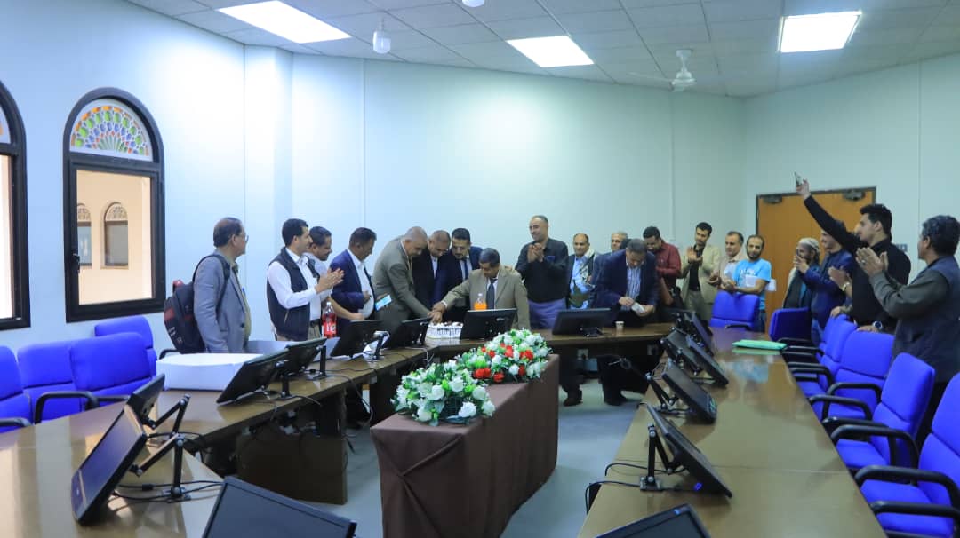 كلية الطب بجامعة صنعاء تحتفي بنيل أمينها الدكتور مروان المخلافي درجة الدكتوراه بامتياز