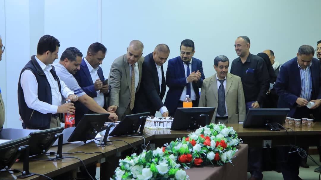 كلية الطب بجامعة صنعاء تحتفي بنيل أمينها الدكتور مروان المخلافي درجة الدكتوراه بامتياز