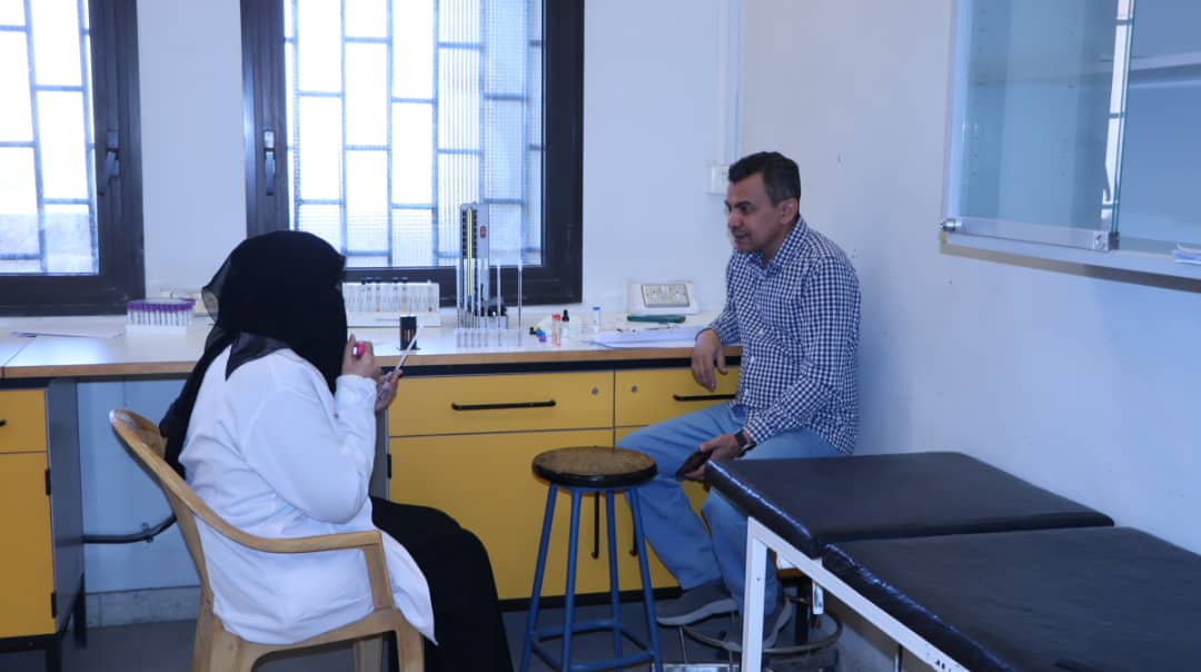 كلية الطب بجامعة صنعاء تختتم الامتحانات العملية والشفوية لمقرر «الدم واللمف»المستوى الثاني