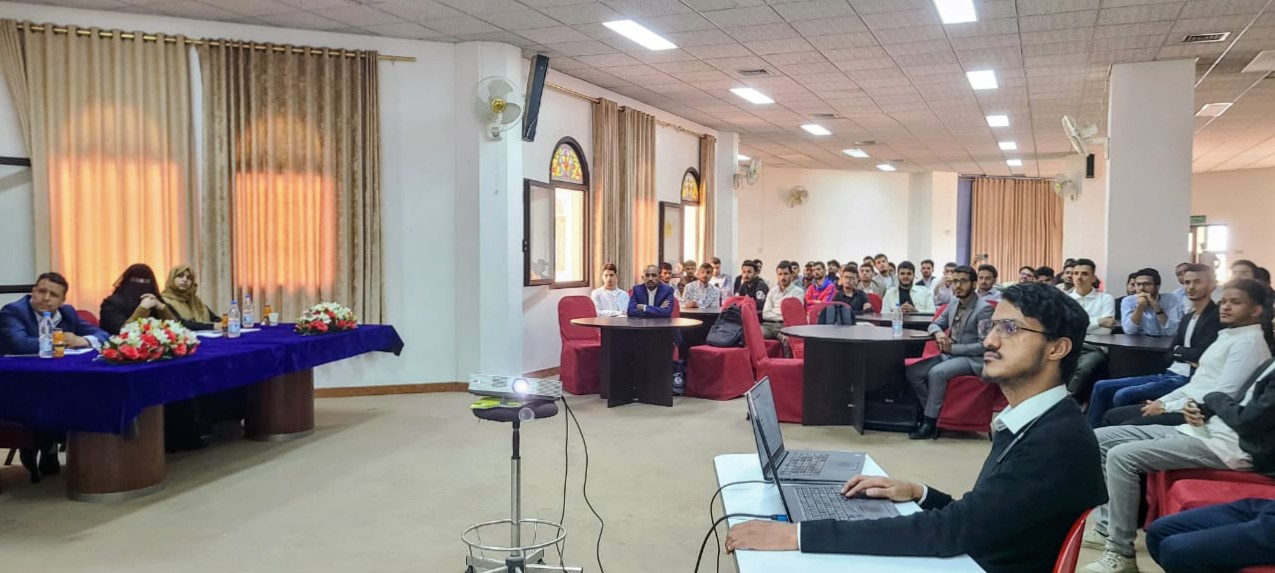 كلية الطب بجامعة صنعاء تشهد سمناراً يناقش "عودة الأمراض التي يمكن الوقاية منها بالتطعيم