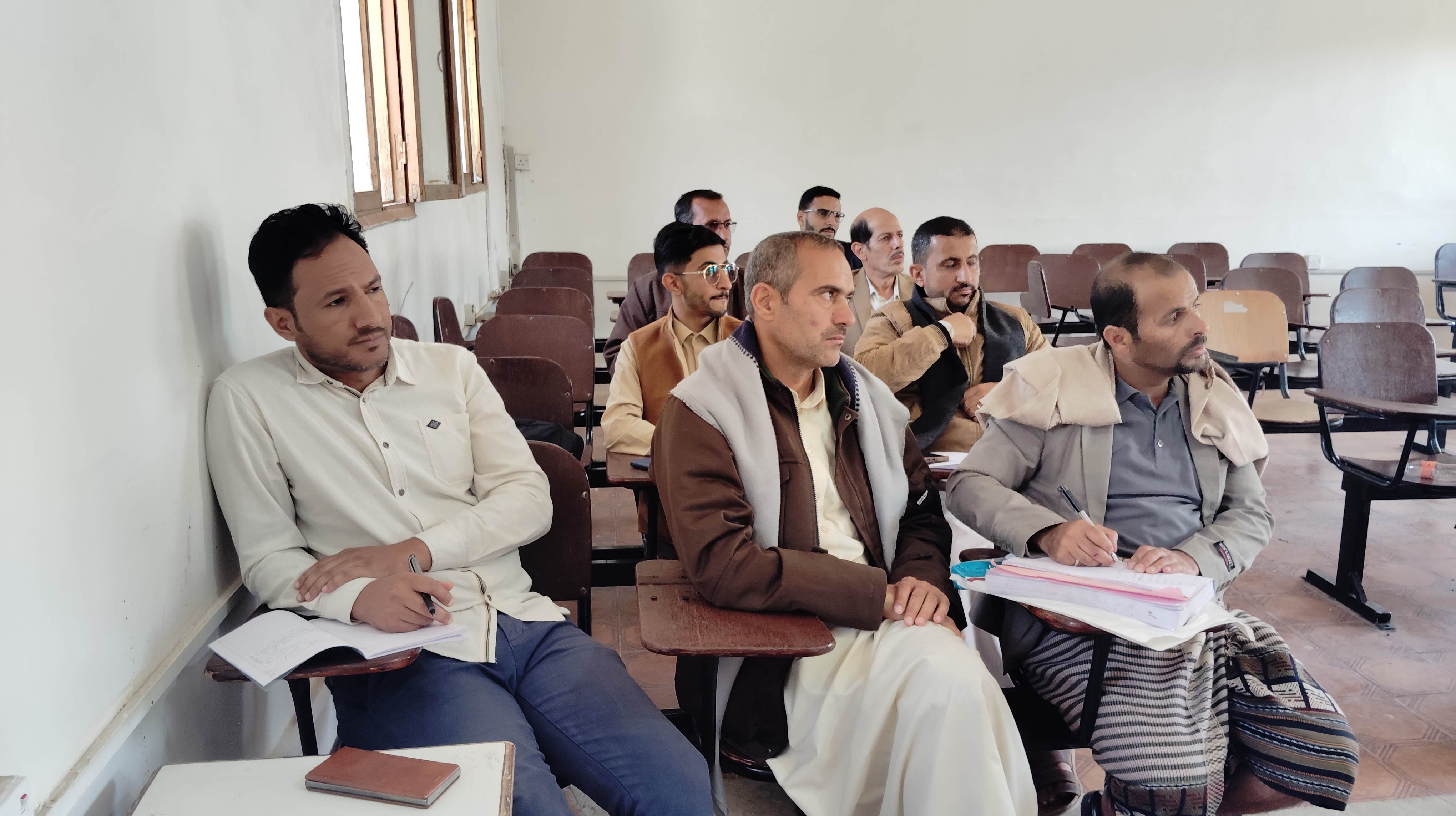 كلية الإعلام بجامعة صنعاء تدشّن الدراسة لطلبة الدراسات العليا للفصل الأول من العام 1448هـ