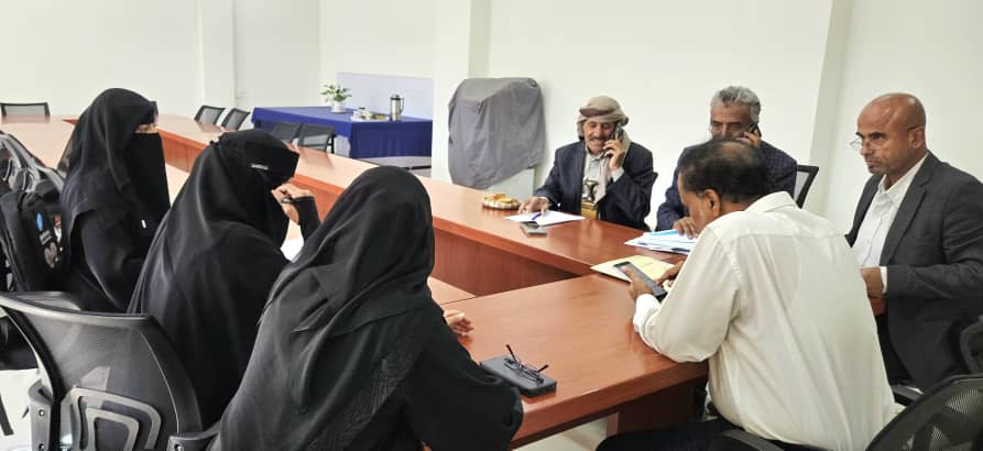 لجنة تقييم من مركز التطويروضمان الجودة تتفقد وتُقيّم إجراءات الدراسات العليا بكلية البترول