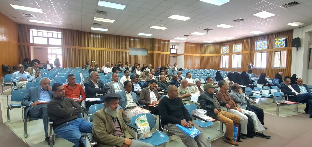 كلية الزراعة والأغذية والبيئة بجامعة صنعاء تراجع وثائق مواصفات ثمانية برامج للدكتوراه