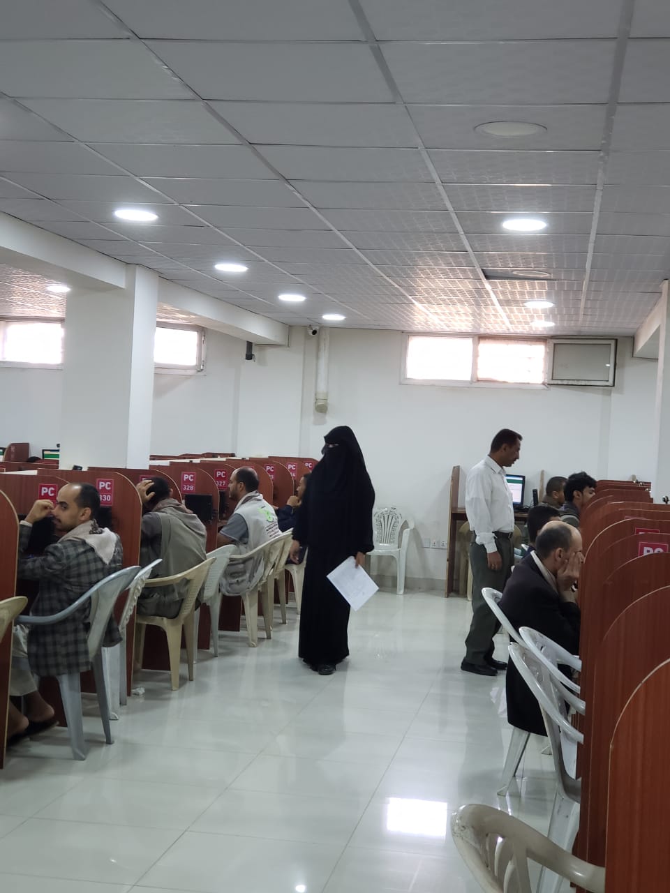 كلية الآداب والعلوم الإنسانية تختتم اختبارات الفصل الدراسي الأول للعام 1448هـ.