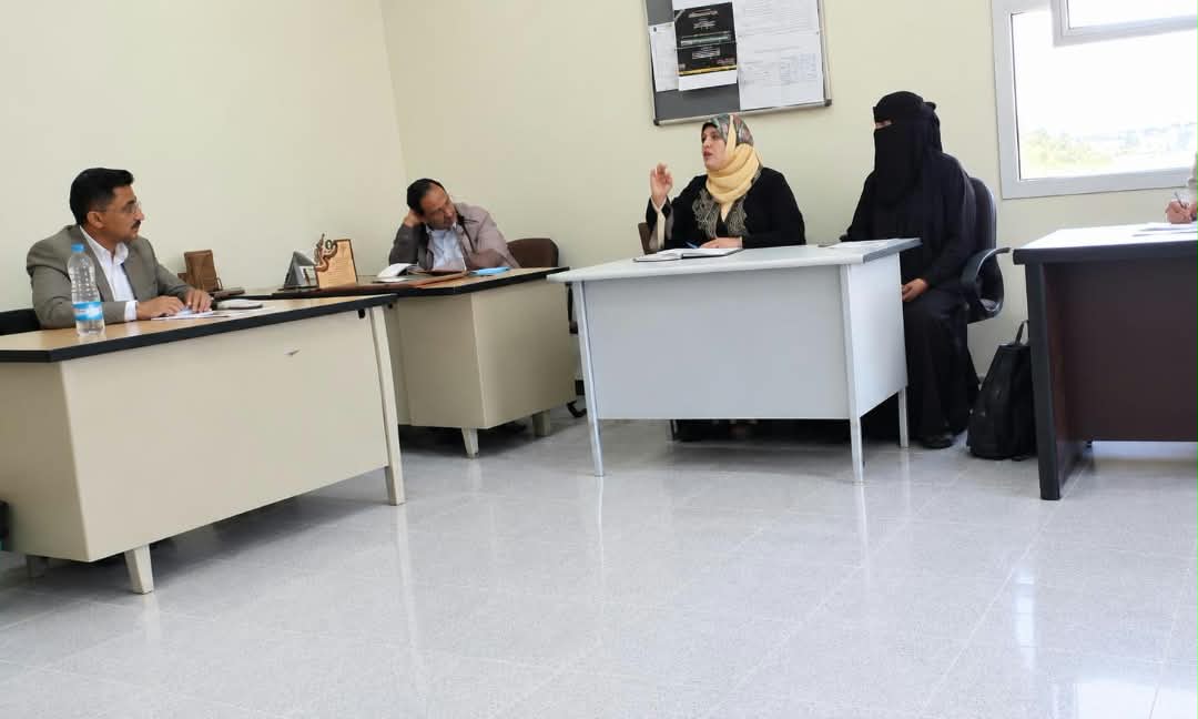 قسم علم النفس يناقش خطة أطروحة الدكتوراه للباحث حسين علي حسين الحرازي .