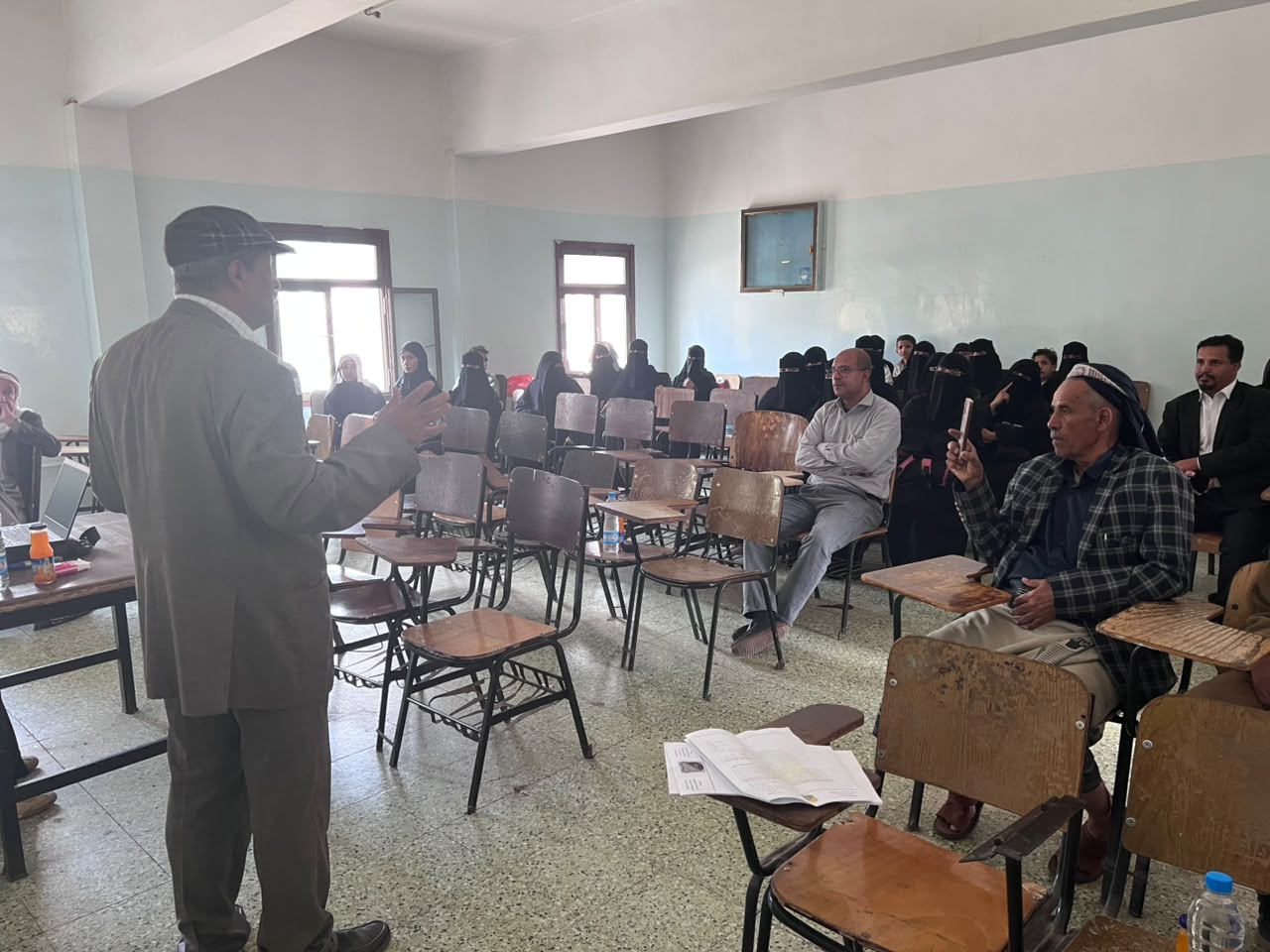 مناقشة خطة أطروحة دكتوراه المقدمة من الباحث محمدعبدالوهاب من كلية الآداب والعلوم الإنسانية
