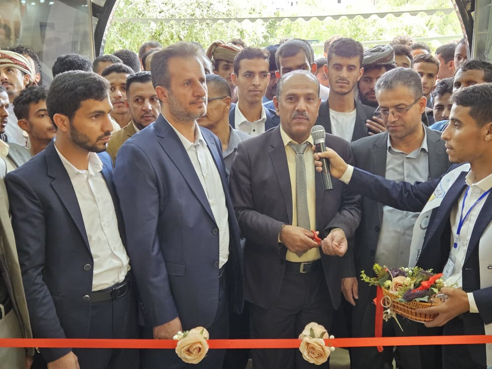 رئيس جامعة صنعاء يفتتح معرض (نواة 2026 ) لمشاريع إنترنت الأشياء بكلية الحاسوب