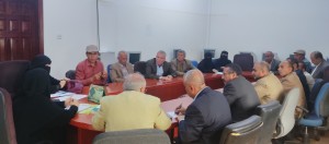 مركز التطوير وضمان الجودة يناقش آليات متابعة وتقييم الأداء في كليات الجامعة