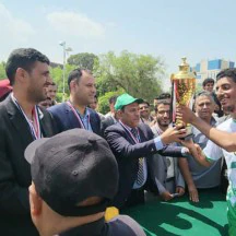 فريق كلية التجارة والاقتصاد يتوج بطلاً لكأس جامعة صنعاء في الكرة الطائرة