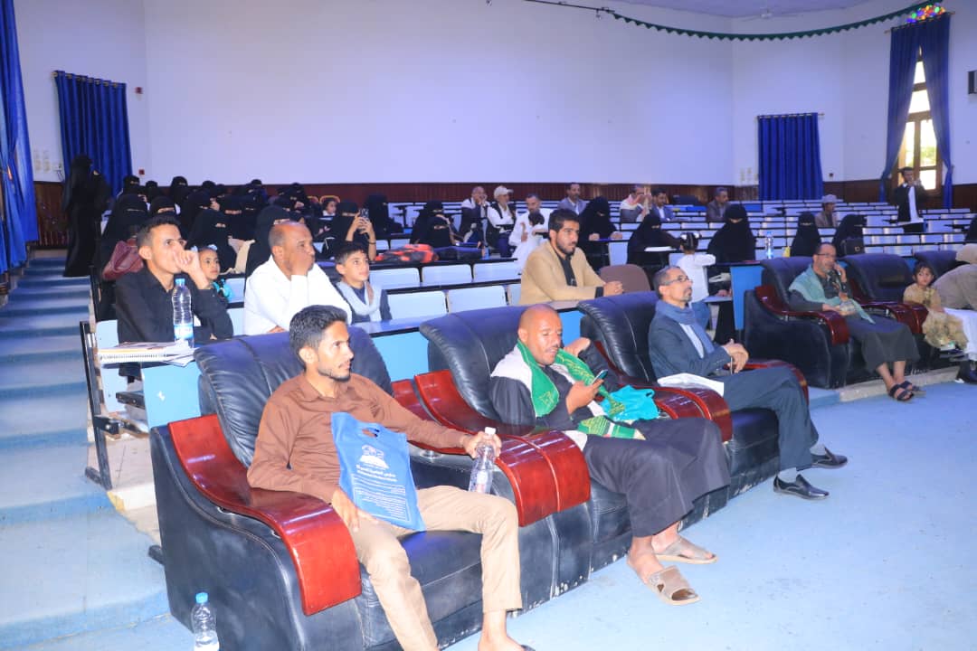 الباحث أكرم العزير ينال درجة الدكتوراه في مناهج اللغة العربية وطرائق تدريسها