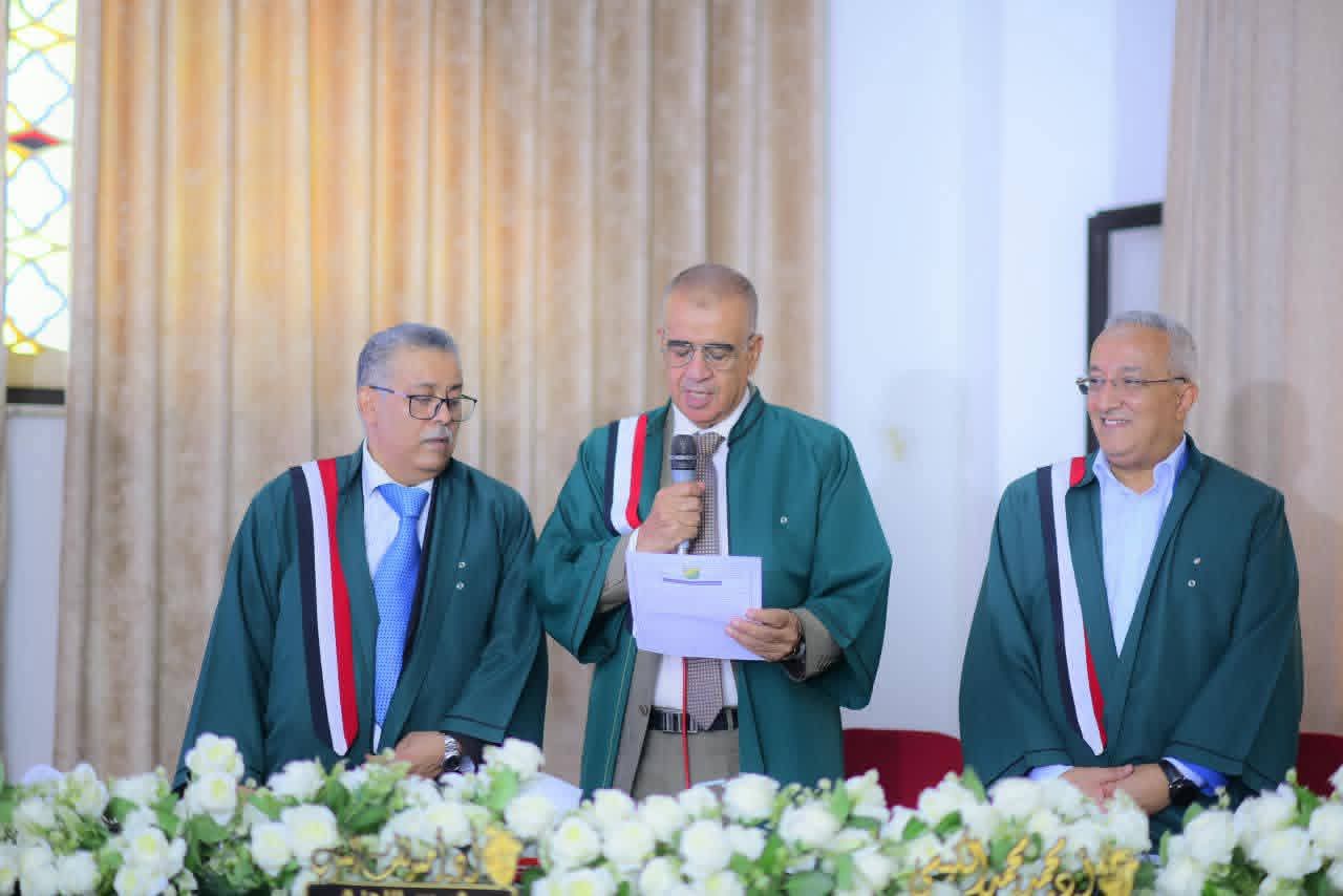 الدكتوراه الطبية للباحثة نوار الواثر من كلية الطب والعلوم الصحية