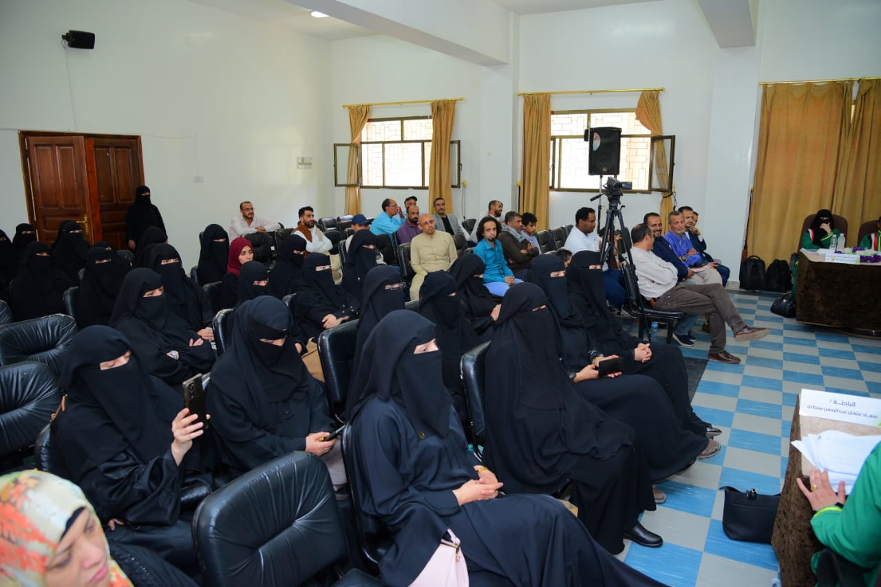 الماجستير للباحثة سعاد عثمان  سلطان في إدارة المعرفة من كلية الآداب والعلوم الإنسانية
