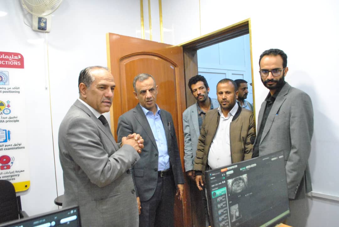 رئيس الجامعة يوجّه بتعزيز التميز الأكاديمي والسريري في كلية طب الأسنان