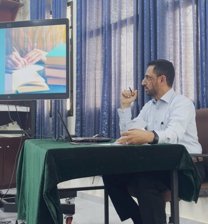 مركز الدراسات الاقتصادية يناقش خطة ماجستير حول دور الرقابة في الحد من انحرافات الموازنة