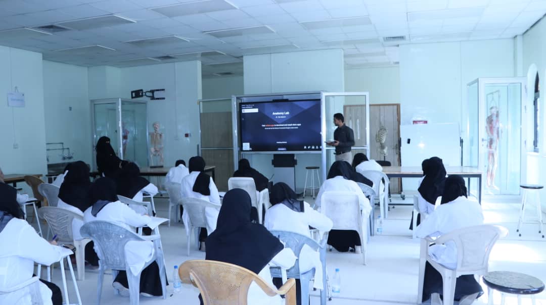 كلية الطب بجامعة صنعاء تختتم الامتحانات العملية والشفوية لمقرر «الدم واللمف»المستوى الثاني
