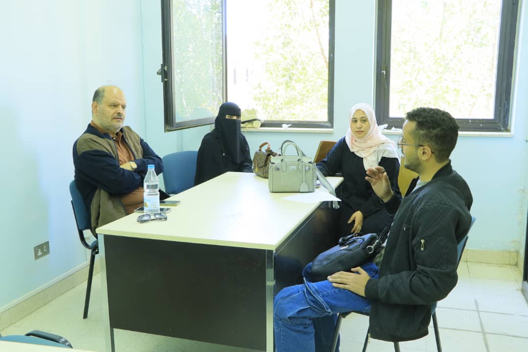 كلية الطب بجامعة صنعاء تجري الامتحانات الشفوية النهائية لطلبة المستوى الرابع – الدفعة 41