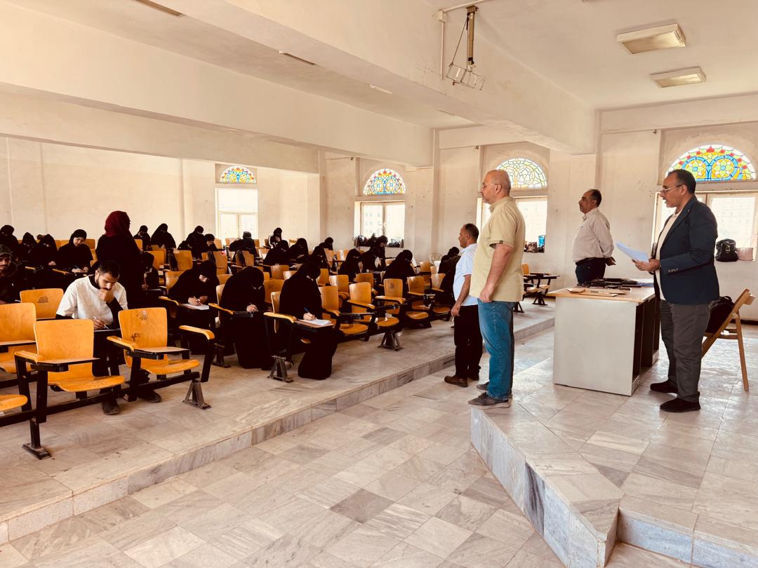 Faculty of Languages at Sana’a University Launches First Semester Examinations for 2026/2027 Academic Year