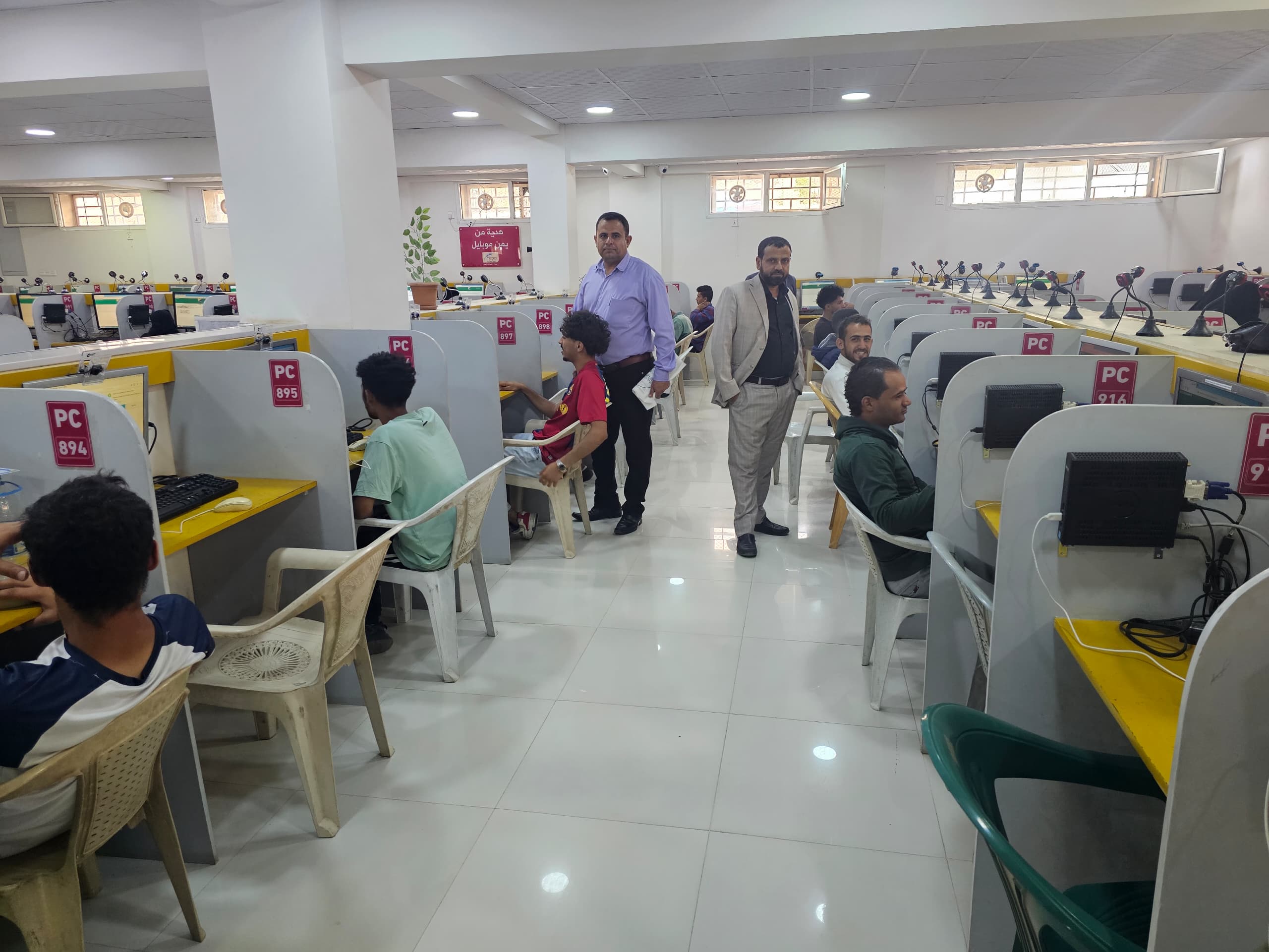 باختبار «الإحصاء في المجال الرياضي».. طلبة المستوى الثالث  يختتمون امتحانات الفصل الأول