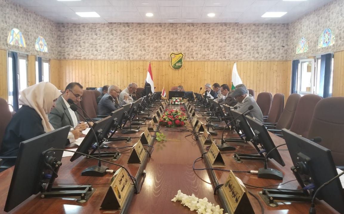 المجلس الأكاديمي  يقر ترقيات علمية وتسويات أكاديمية واستكمال إجراءات تعيين 11 من أعضاء هيئ